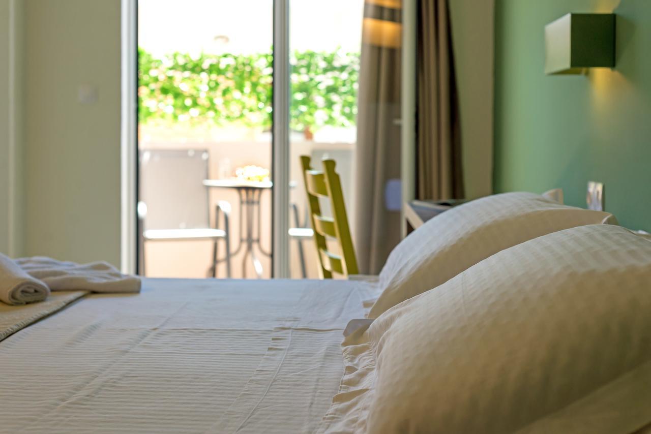 Sofia'S Lovely Rooms Khora Sfakion Exterior photo